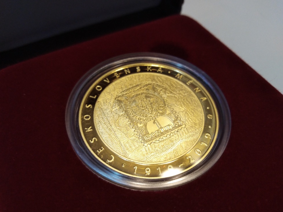 10000 kc pametni mince CNB